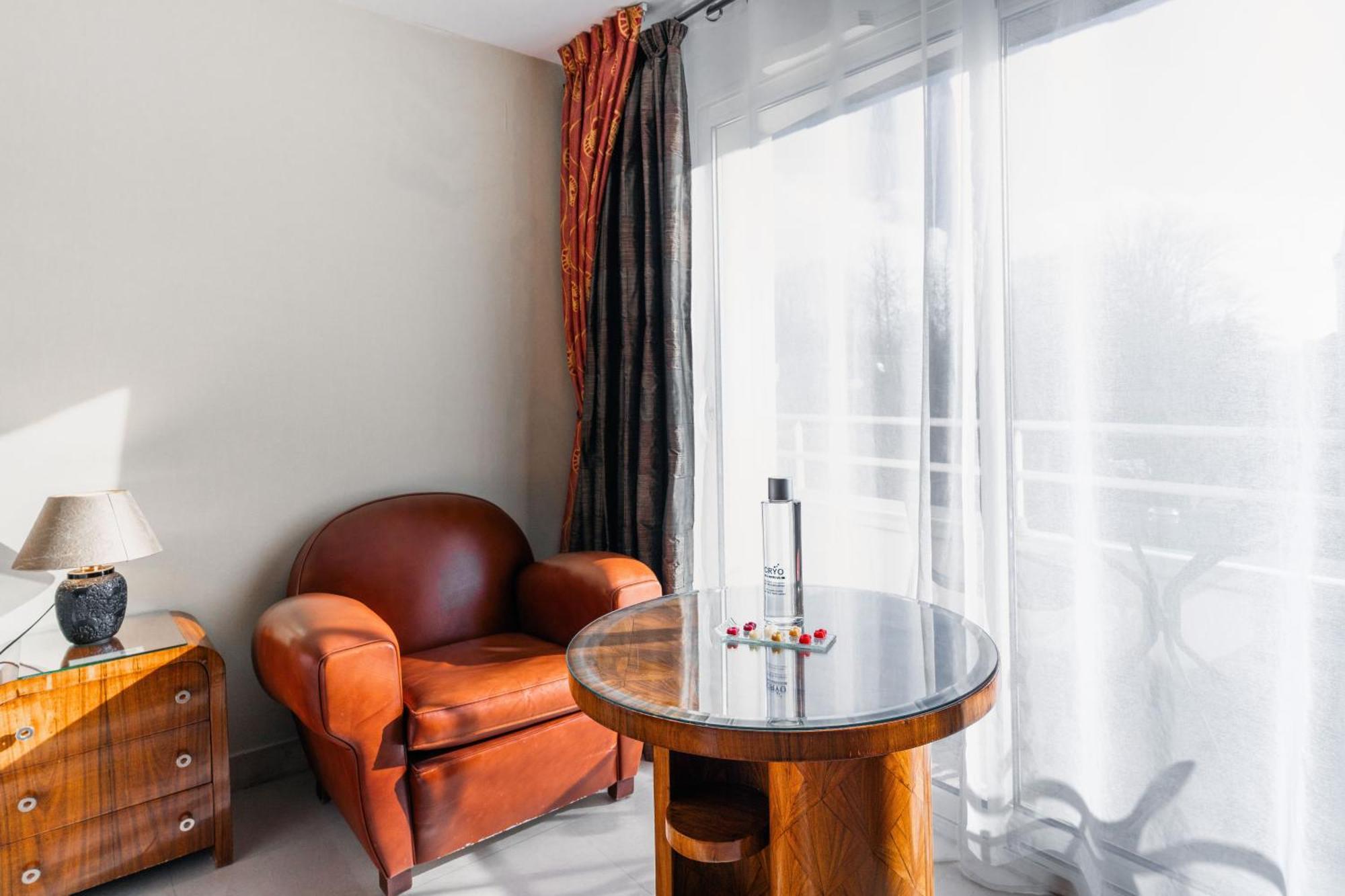 Logis L'Auberge - Maison Glenn Anna Saint Anne-dʼAuray Zewnętrze zdjęcie